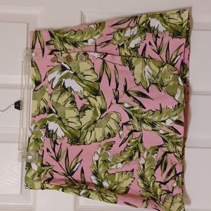 Jones NY signature pink and green tropical print skoit size L